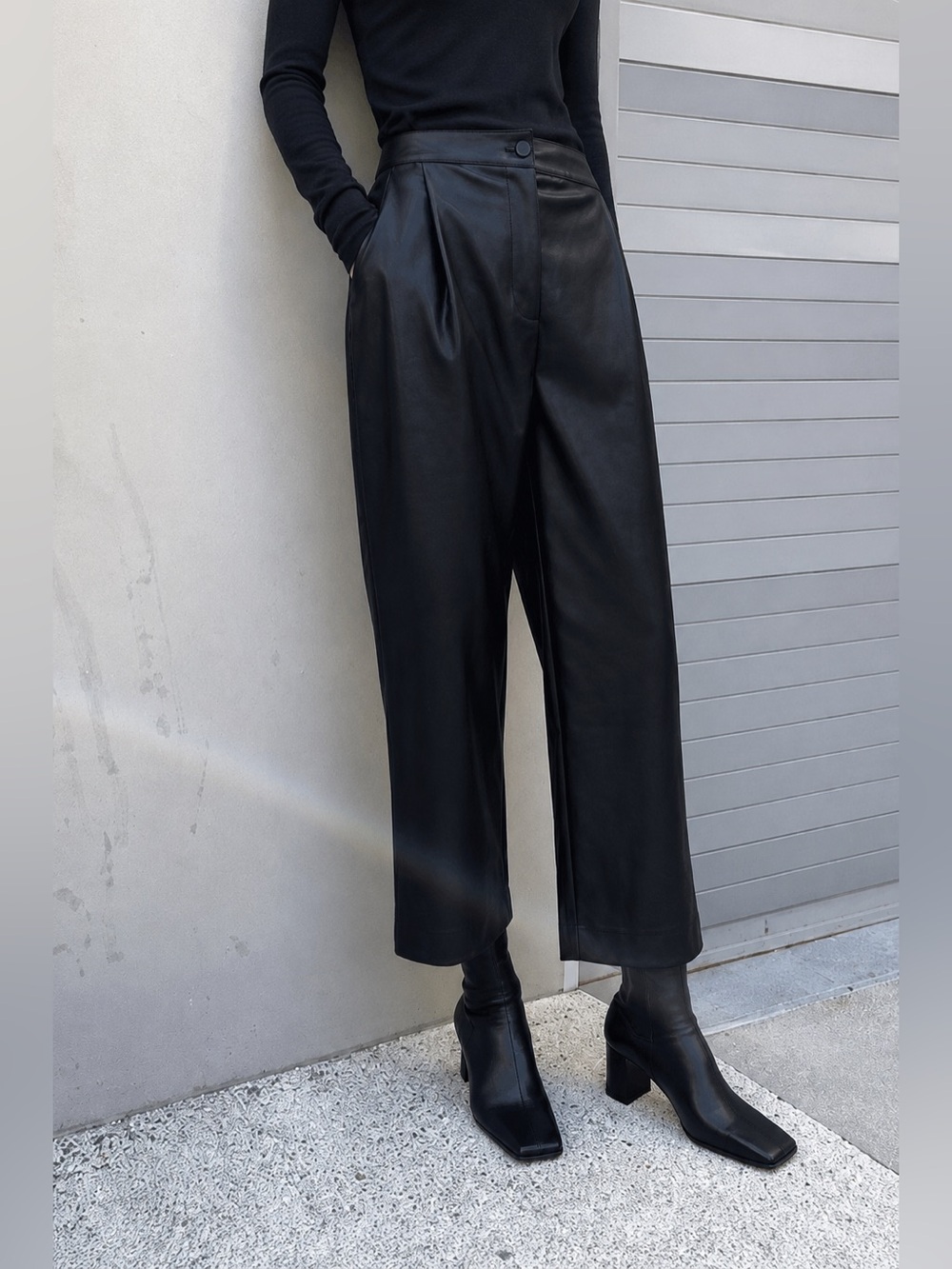 OAK + FORT Black Faux Leather High Rise Cropped Wide Leg Pants Size Medium